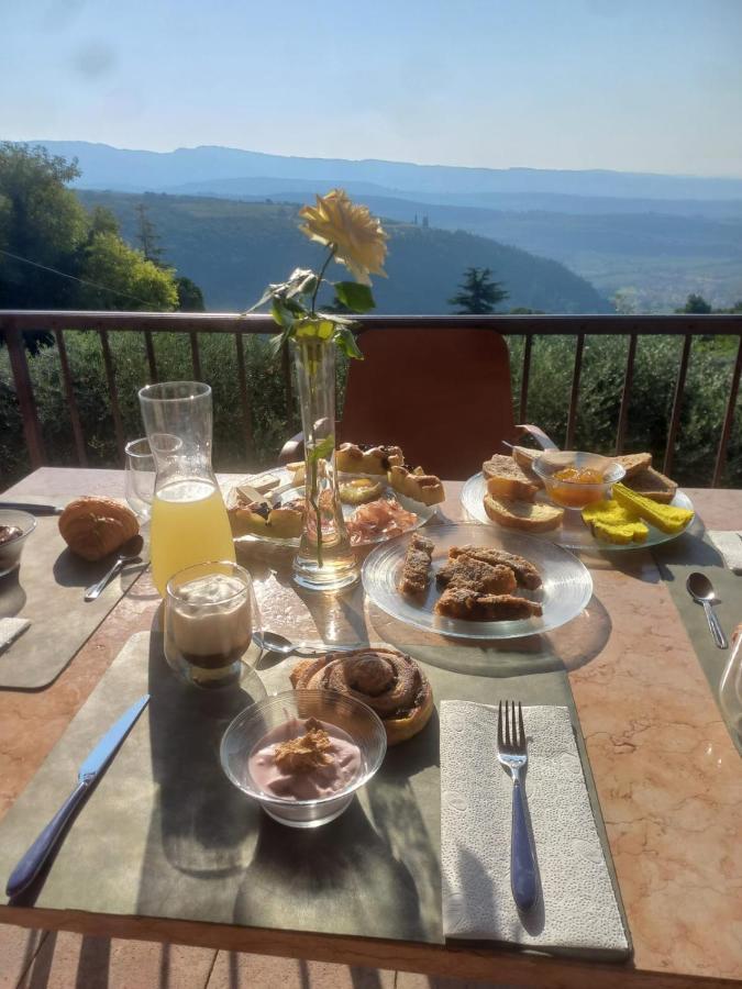 Bed and Breakfast La Terrazza In Collina Cavalo Exterior foto